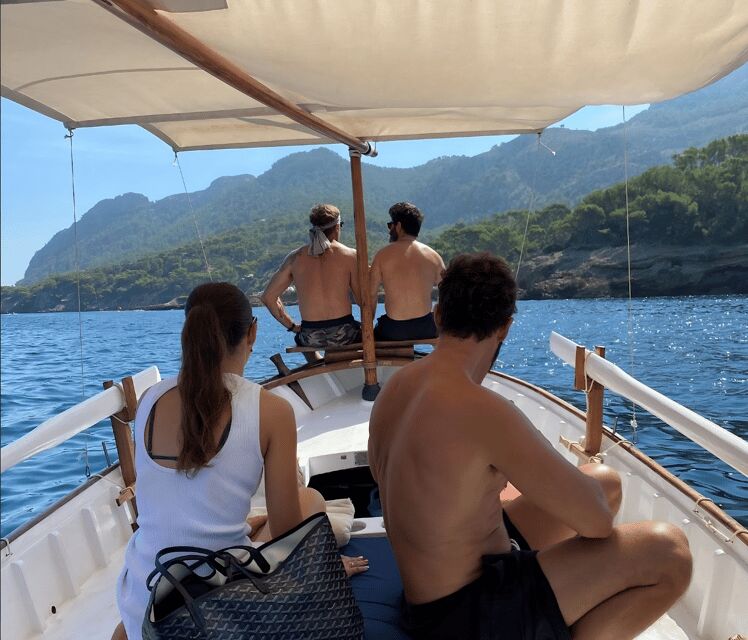 Mallorca: Alcudia, Private Boat Tour. - Stops at Hidden Beaches and Coveted Coves