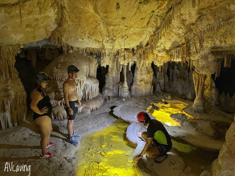 Mallorca: Beach Inside the Cave Tour - The Hike to the Cave Entrance and Its Scenic Appeal