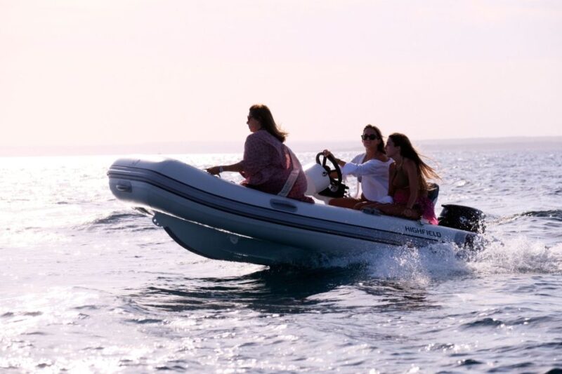 Mallorca. Boat Rental . Dare to explore - Flexible Itinerary with Famous Beaches and Hidden Coves