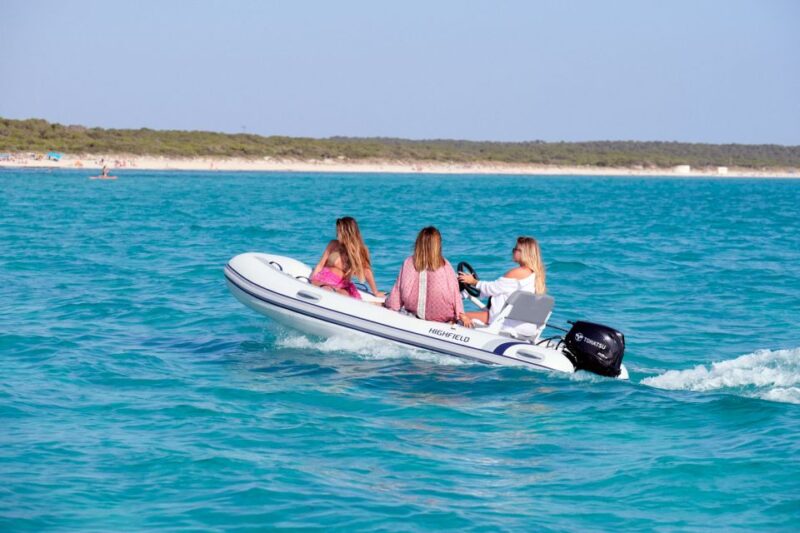 Mallorca. Boat Rental . Dare to explore - Accessibility and Group Size