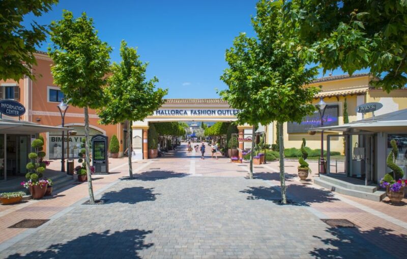 Mallorca: Fashion Outlet Shopping Excursion by Bus - The Extensive Range of Brands and Discounts