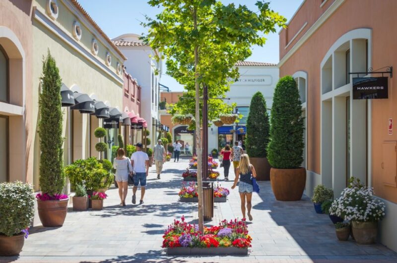 Mallorca: Fashion Outlet Shopping Excursion by Bus - The Value of the VIP Day Pass