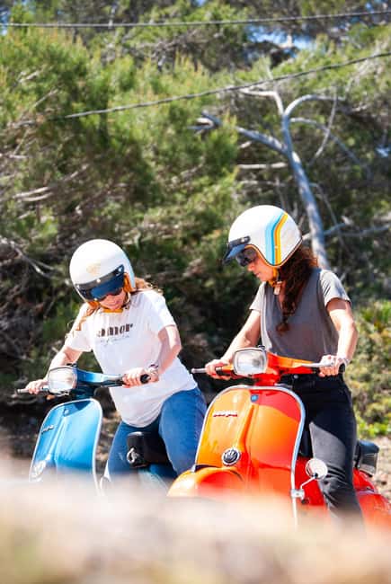 Mallorca: Full-day guided tours on a classic Vespa - The Logistics: Small Groups and Flexible Departures
