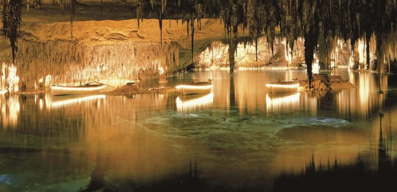 Mallorca: Half-day of Natural Wonders at the Drach Caves - Key Points