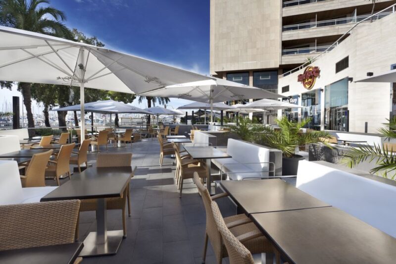 Mallorca: Hard Rock Cafe Entrance with Lunch or Dinner - Additional Activities and Shopping Opportunities
