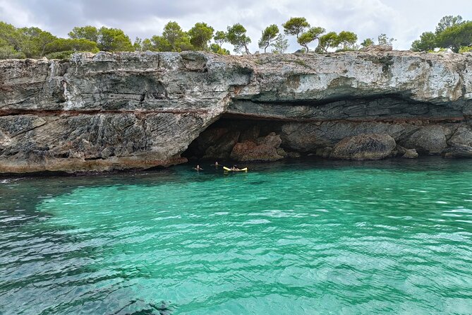 Mallorca Local Boat Experience - Scenic Stops at Sea Rock Pools, Caves, and Beachclubs