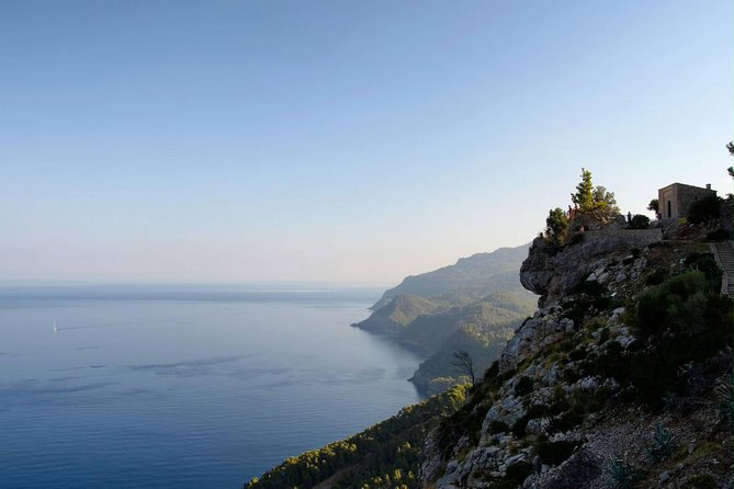 Mallorca Off the Beaten Track - The Comfort of Climate-Controlled Bus Travel