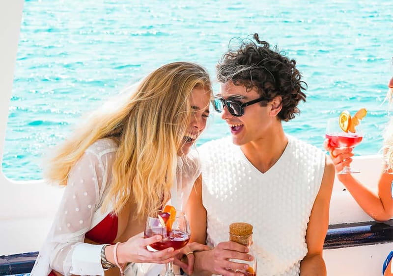 Mallorca: Palma Boat Tour & Snorkeling with Drink Included - Relaxing and Fun on Deck with Music and Drinks