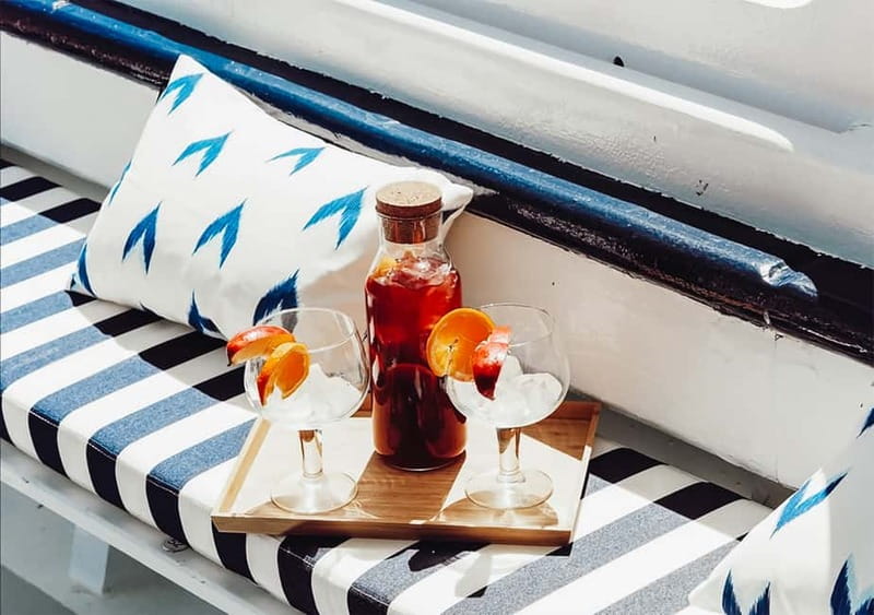 Mallorca: Palma Boat Tour & Snorkeling with Drink Included - The Unique Appeal of This Mallorca Boat Trip