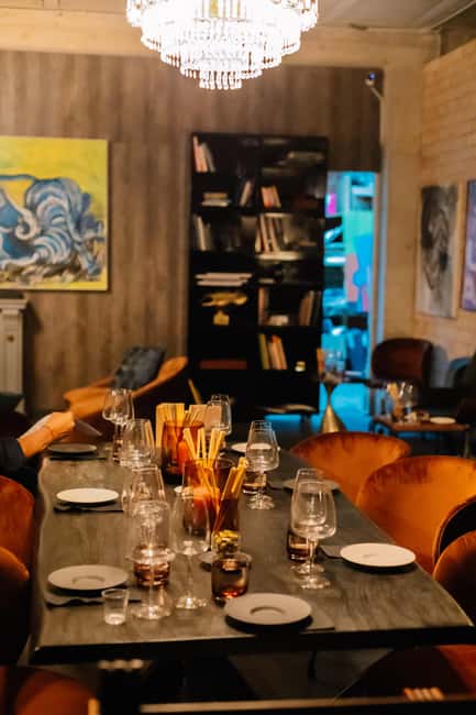 Mallorca Premium Wine Tasting in a Private Art Lounge - Discover the Exclusive Mallorca Premium Wine Tasting in a Private Art Lounge