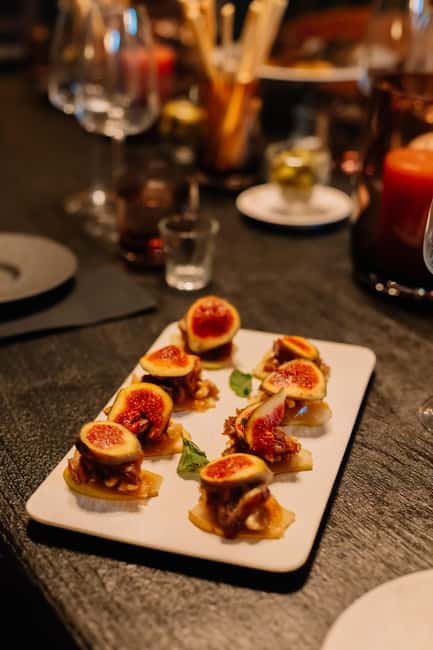 Mallorca Premium Wine Tasting in a Private Art Lounge - Convenience and Practical Details