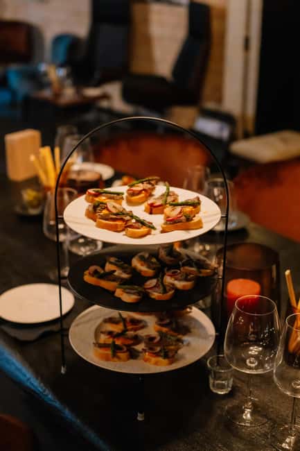 Mallorca Premium Wine Tasting in a Private Art Lounge - How This Experience Differs from Typical Mallorca Wine Tours