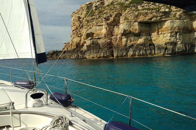 Mallorca sailing, snorkelling, as a Local with drinks and food - Food, Drinks, and Onboard Hospitality