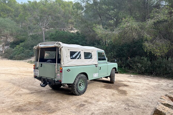 Mallorca Secret Coves Land Rover Private Tour - Logistics: Meeting Point, Duration, and Group Size