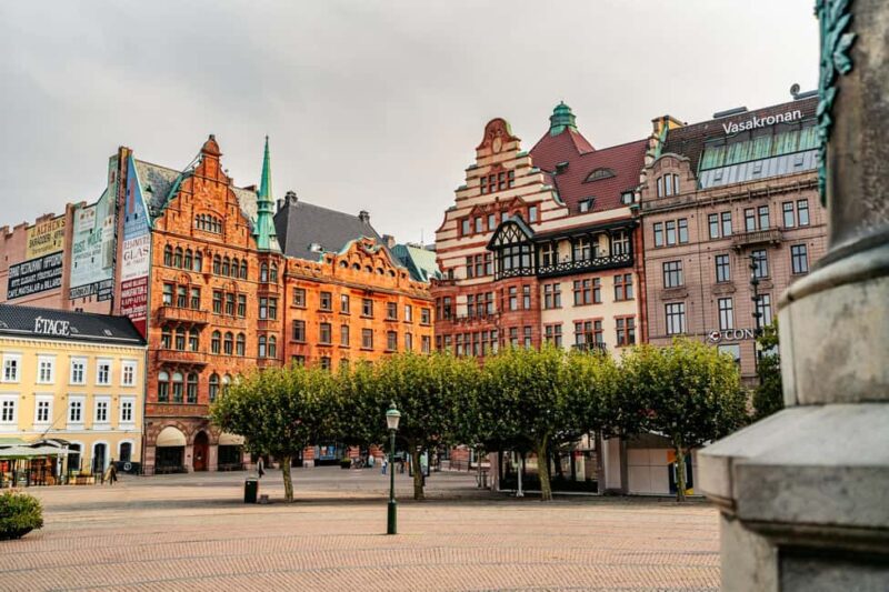 Malmö Family Adventure: Castle & Gardens Walking Tour - Starting at St. Peter’s Church: Malmö’s Architectural Gem