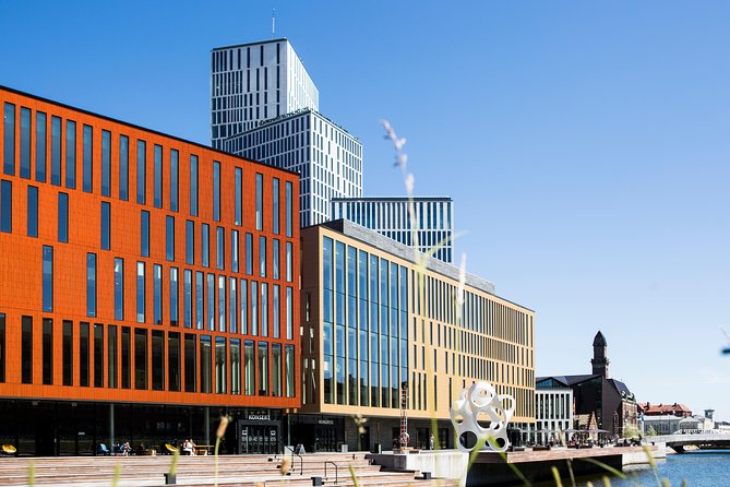 Malmö in 30 Minutes luxury e-car ( Audi & Mercedes ) - Malmö University: A Modern Educational Institution