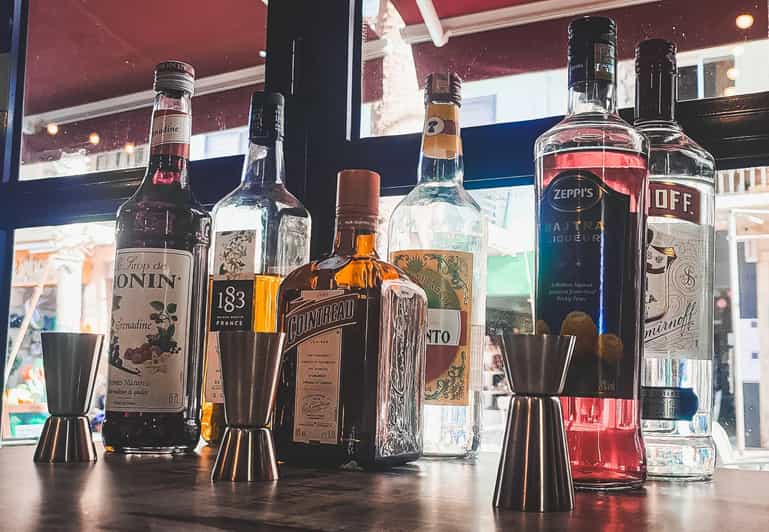 Malta: Cocktail and Chocolate Masterclass - The Atmosphere: Friendly, Fun, and Interactive