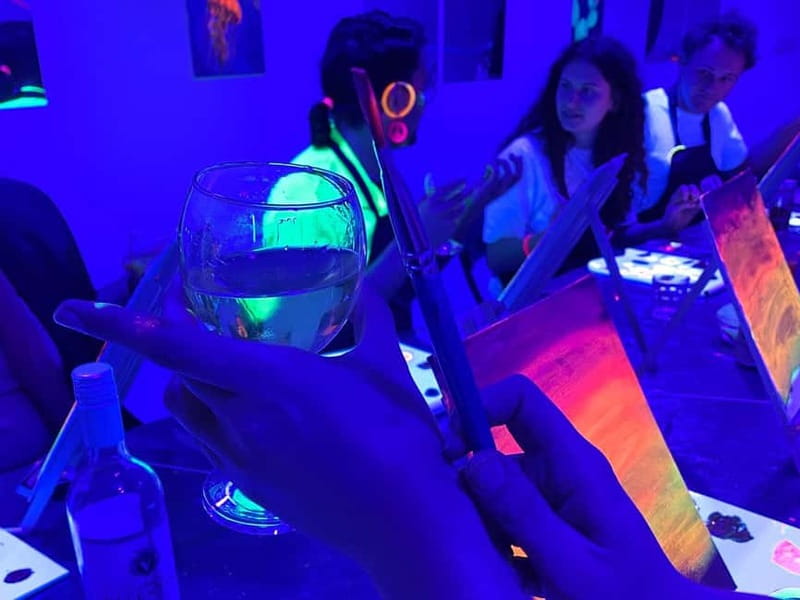 Malta: Glow-in-the-Dark Drink & Paint Experience - What You Paint and How It Glows