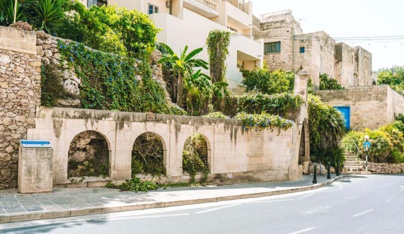 Malta: Gozo Day Trip with Ferry, Lunch, and Bulgarian Guide - Exploring Calypso Cave and Its Stunning Views