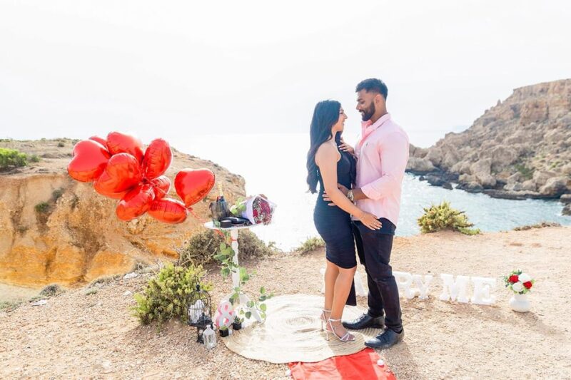 Malta: Marrige Proposal with Scenic Views and Picnic - Key Points