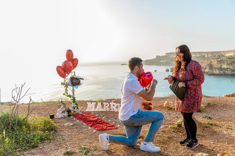 Malta: Marrige Proposal with Scenic Views and Picnic - Physical Requirements and Accessibility