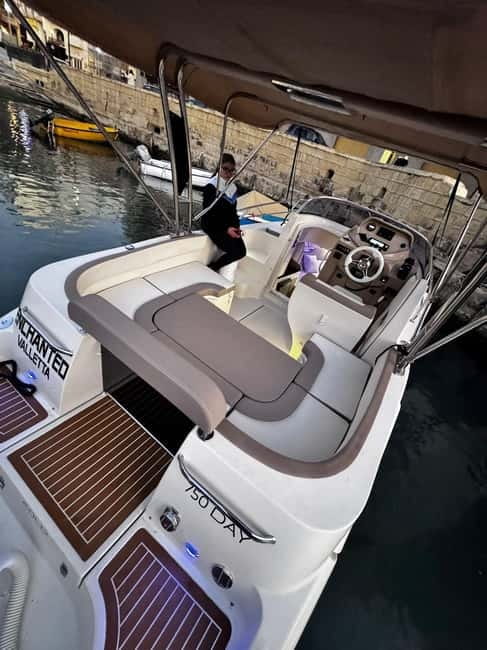 Malta: Private Boat Cruise with Caves, Beaches & Swim Stops - Secluded Beaches and Swim Stops