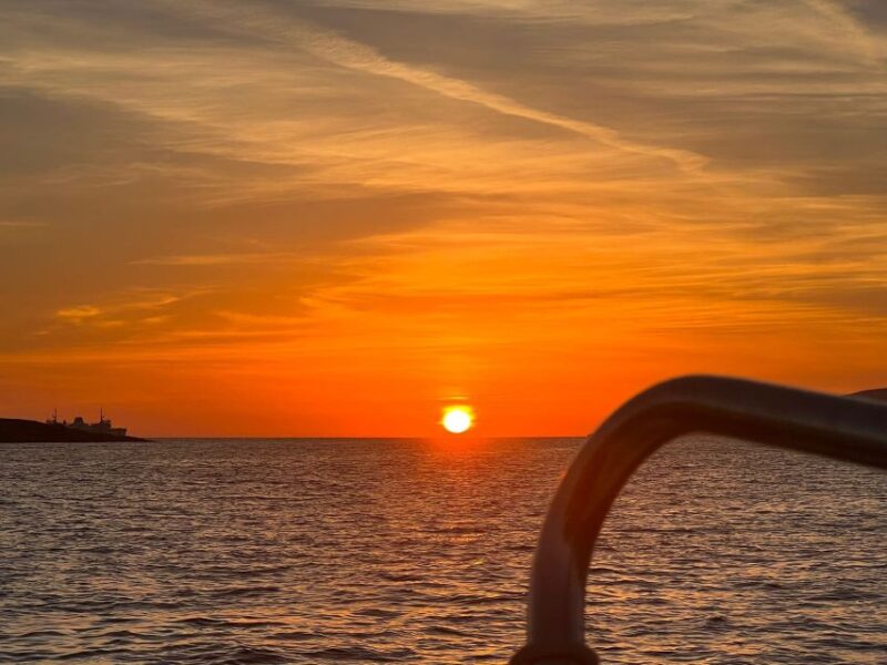 Malta: Private Sunset Boat Trip to Comino and Blue Lagoon - The Sunset Experience and Relaxed Pace