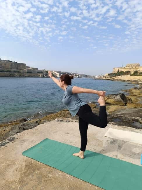 Malta: Private Yoga class close the Sea - Key Points
