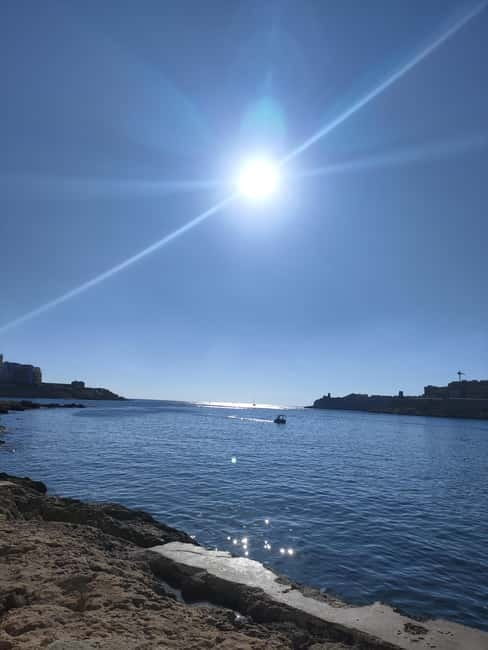 Malta: Private Yoga class close the Sea - Personalized Instruction and Expert Adjustments