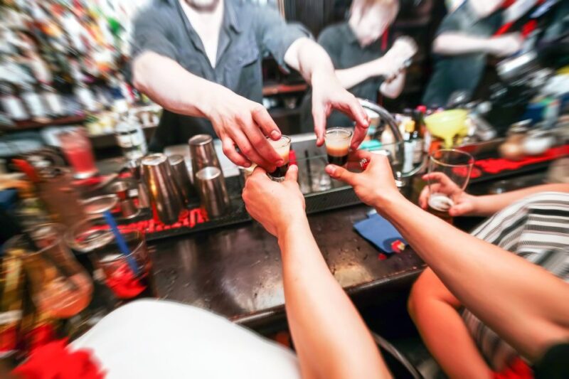 Malta: Pub Crawl of Paceville and St Julian's with Drinks - Understanding the Group Size and Atmosphere