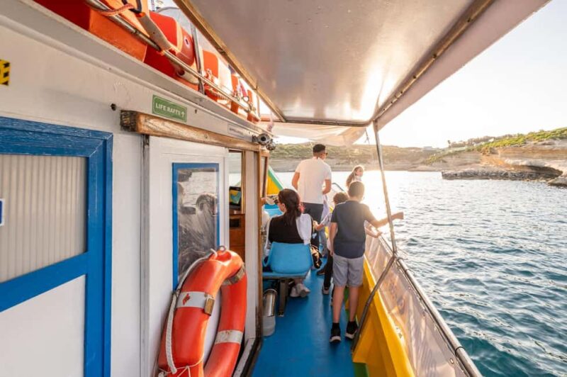 Malta: Sunset Boat Tour to St. Peters Pool and South Coast - The Sunset and Photo Opportunities