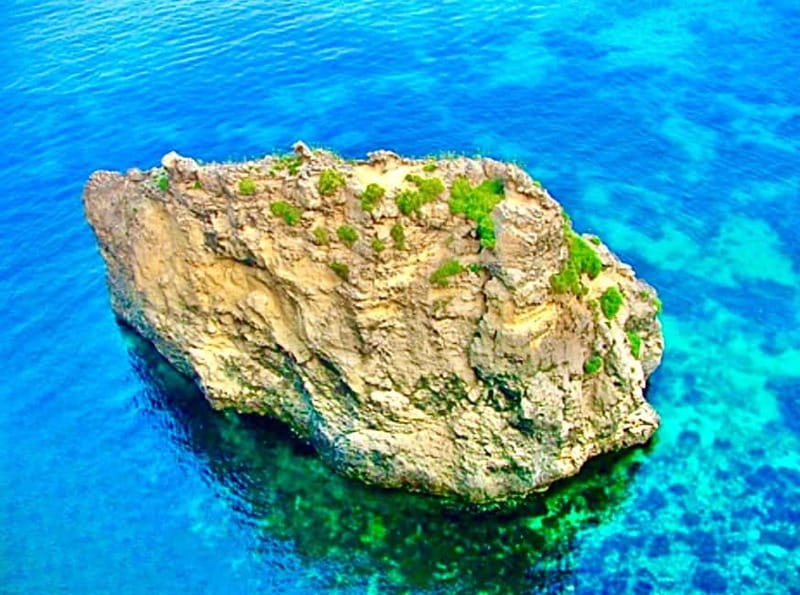 Maltas Splendour Excursion - Trips in Blue Grotto & Comino - Snorkeling and Swimming in Crystal Waters