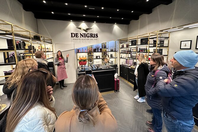 Mamma Mia! Milan Street Food Tasting and City Guided Tour - Key Points