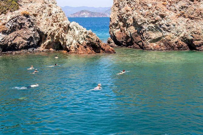 Manavgat and Side Boat Trip with Dolphins Island incl. Lunch - The Foam Party and Onboard Entertainment