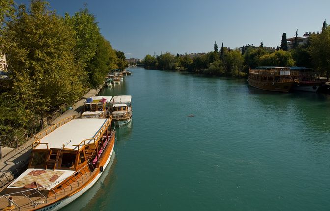 Manavgat Cruise & Grand Bazaar w/Lunch and Unlimited Drinks - Cruise Along the Manavgat River on the Taurus Mountains Slopes