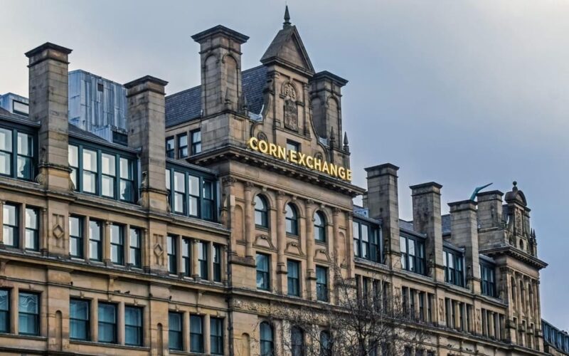 Manchester: City Walking Tour & Exploration Game - Highlights of the Puzzle and Challenge Activity