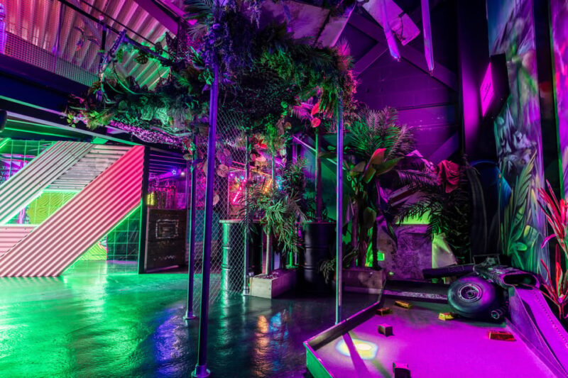 Manchester: Junkyard Golf Club Tickets for 9 or 18 Holes - The Venues Atmosphere and Social Vibe