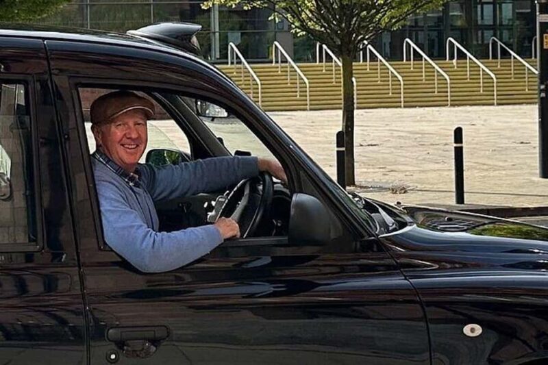 Manchester: Private Iconic Taxi Tour with Local Guide Mike - Manchester in a Classic Black Cab with a Local Guide