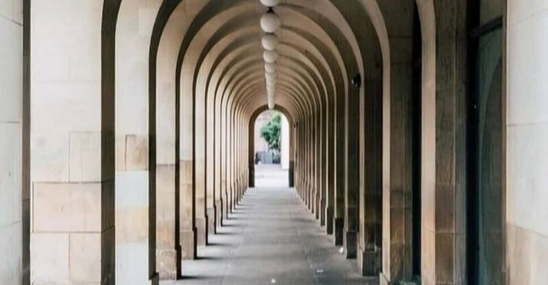 Manchester: Sightseeing Walking Custom Tour with a Guide - Walking at a Comfortable Pace with Accessible Options