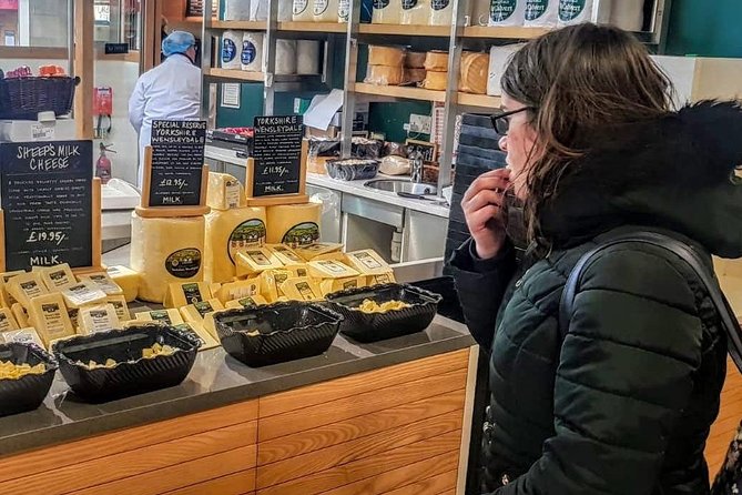 MANCHESTER: Yorkshire Adventure - Sightseeing Day Trip Tour - Lunch and Village Life in Hawes