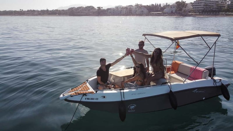 MANGO BOAT - Unlicensed boat in Puerto Banús - Self-Drive and Guided Options with Multilingual Support