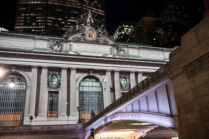 Manhattan Neighborhood Private Customized Walking Tour - The Experience and Guide Style