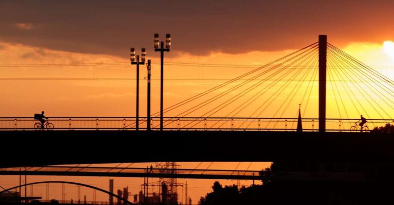 Mannheim: Capture the most Photogenic Spots with a Local - From the Kurpfalzbrücke to River Views and Local Life