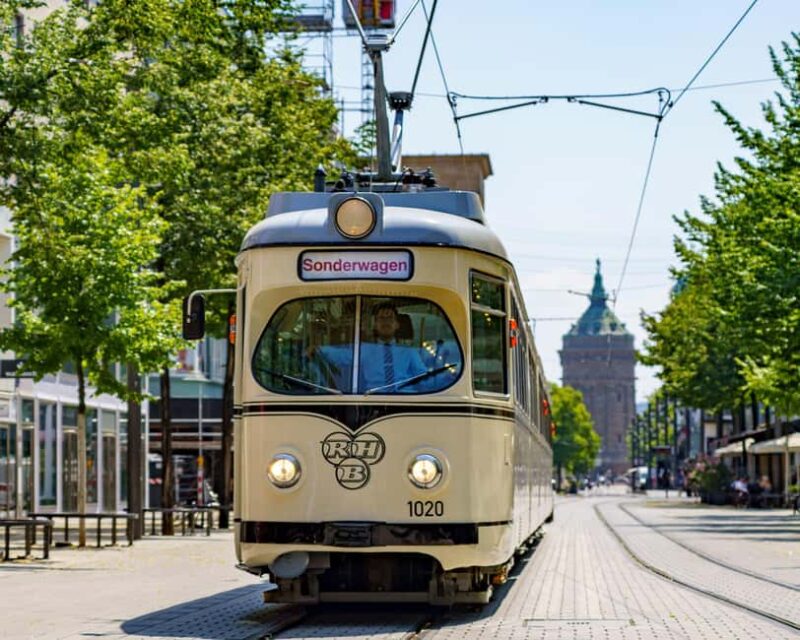Mannheim: City tour with the historic tram - Key Points