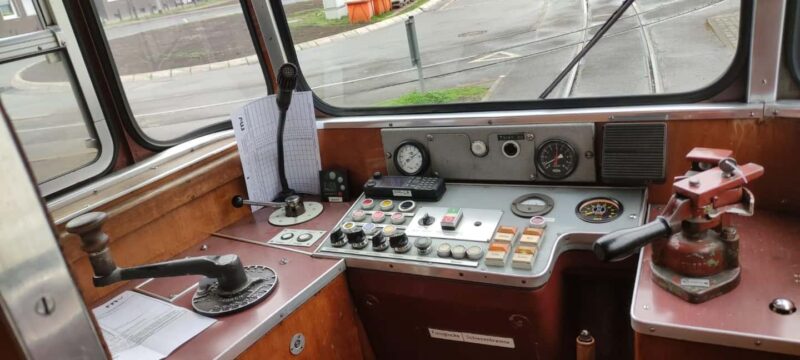 Mannheim: City tour with the historic tram - From the Old Town to the City Squares