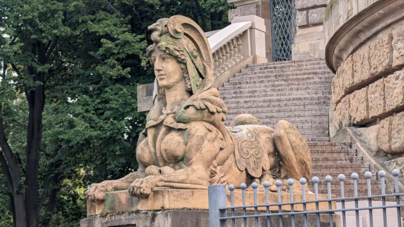 Mannheim, guided tour: love stories from Mannheim - Mannheim Love Stories Tour: A Romantic Walk Through History