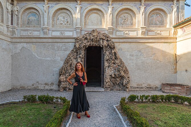 Mantova Centro Storico - Tour a piedi con Guida Privata - The Palazzo Ducale: The Gonzaga Dynasty’s Residence