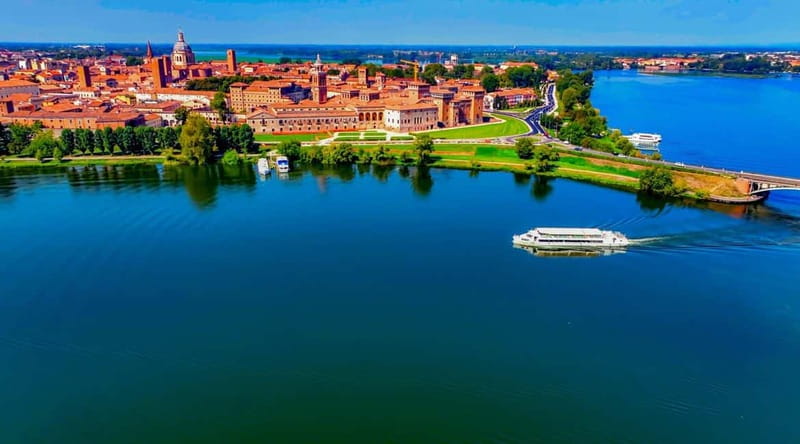 Mantua: Panoramic Cruise with Guide, Natural Oasis and Water Elevator - Navigating Lake Mezzo and Lake Inferiore for Iconic Views