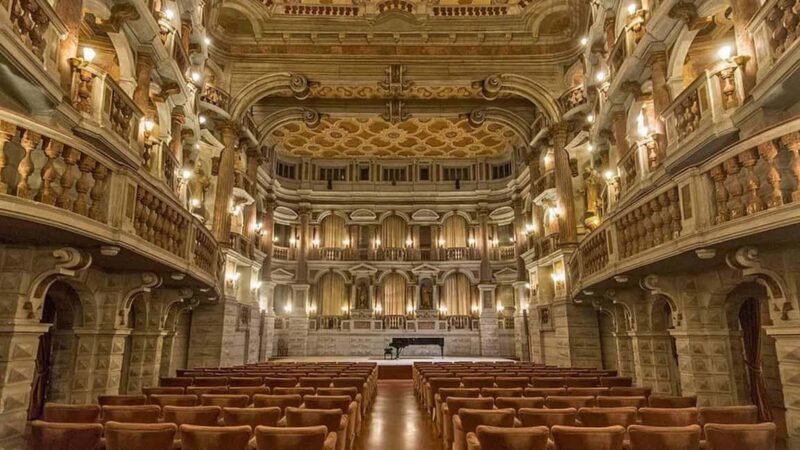 Mantua: The Four Seasons by Vivaldi at Bibbiena Theater - Practical Details and Accessibility