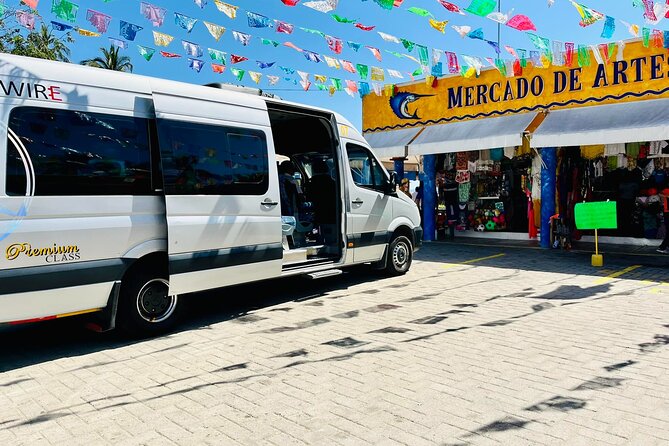 Manzanillo Tour with Transportation and Face-to-face Guide - Shopping for Souvenirs at Mercado de Artesanías de Miramar